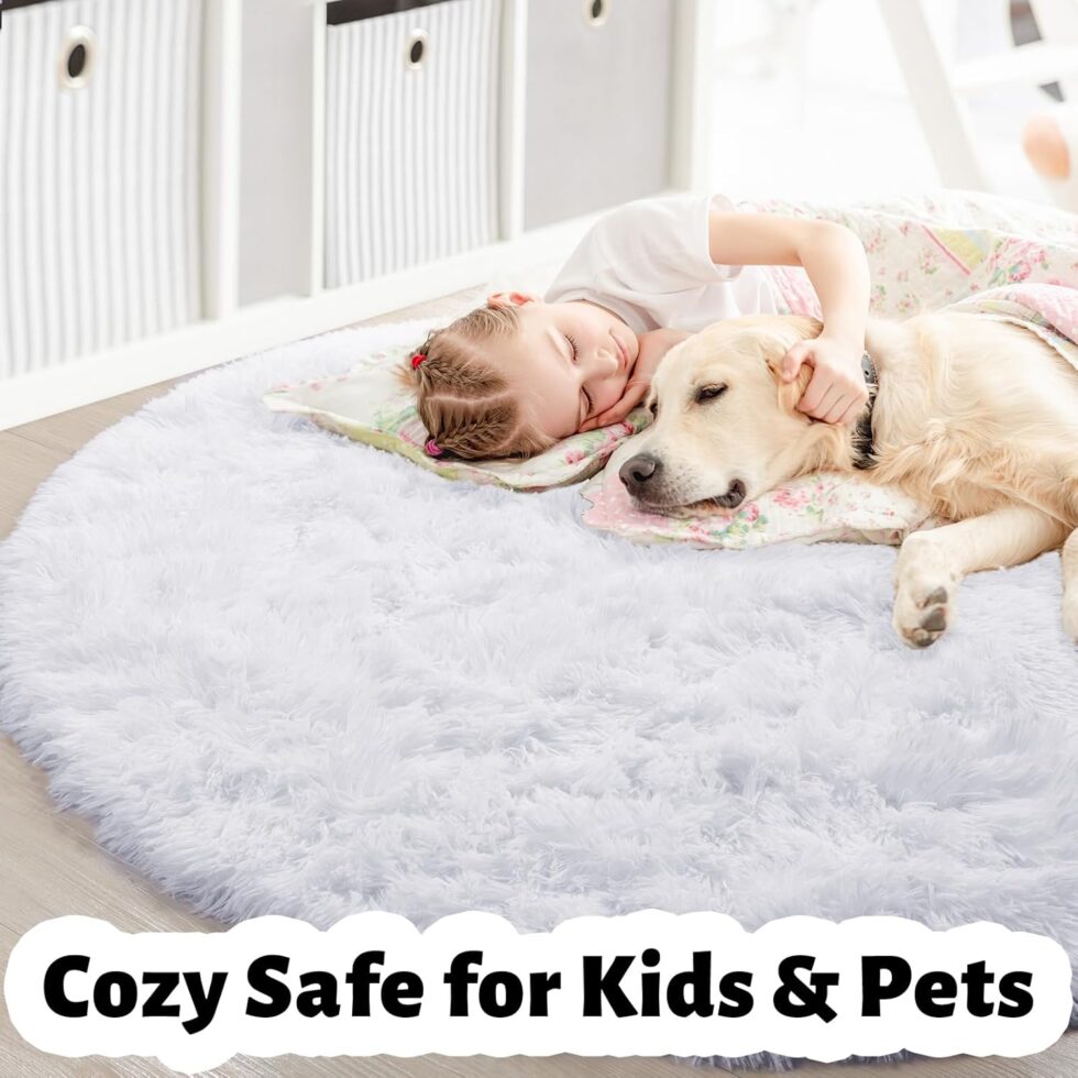 Round Rugs 5Ft White Circle Area Rug, Fluffy Fuzzy Bedroom Carpets for Kids Playroom Home Decor Aesthetic, Plush Soft Shaggy Living Room Rugs for Nursery Dorm Classroom, Modern Cute Shag Furry Carpet