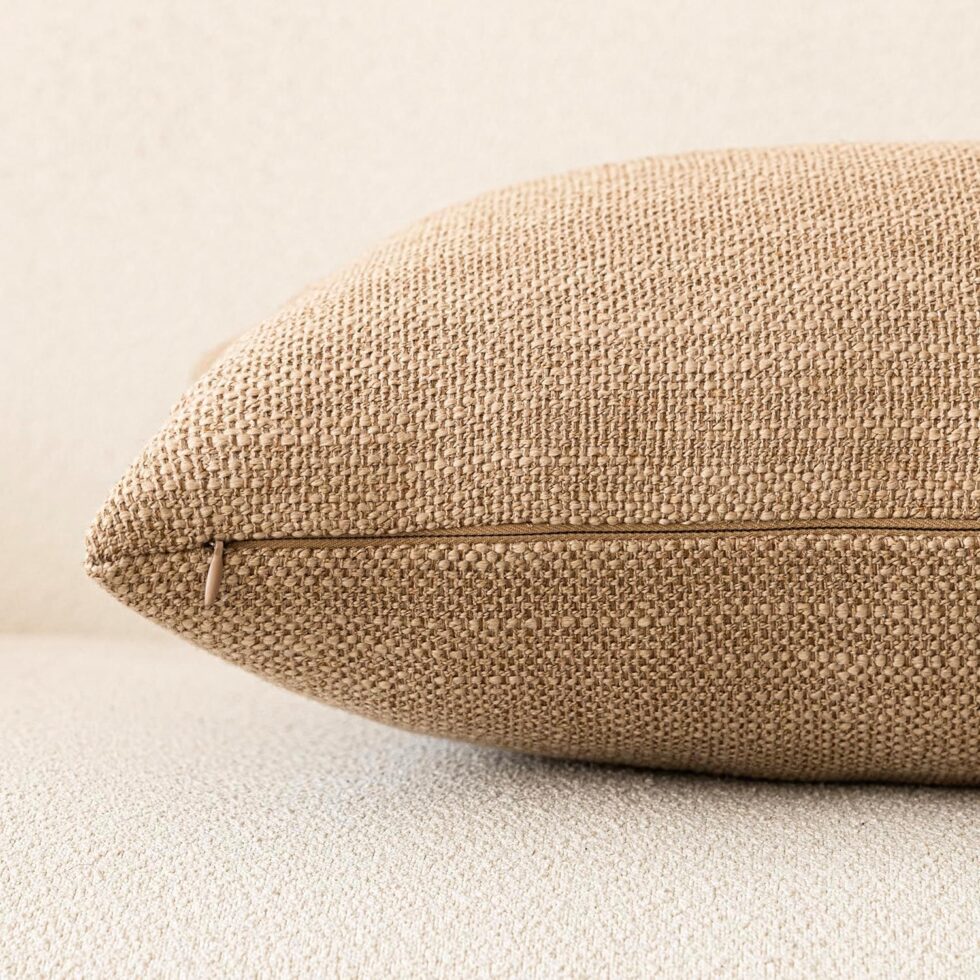 Foindtower Set of 2 Decorative Textured Burlap Linen Throw Pillow Covers Farmhouse Boho Cushion Cover Solid Accent Pillowcase for Couch Sofa Bed Living Room Home Decor,18×18 Inch,Khaki Camel