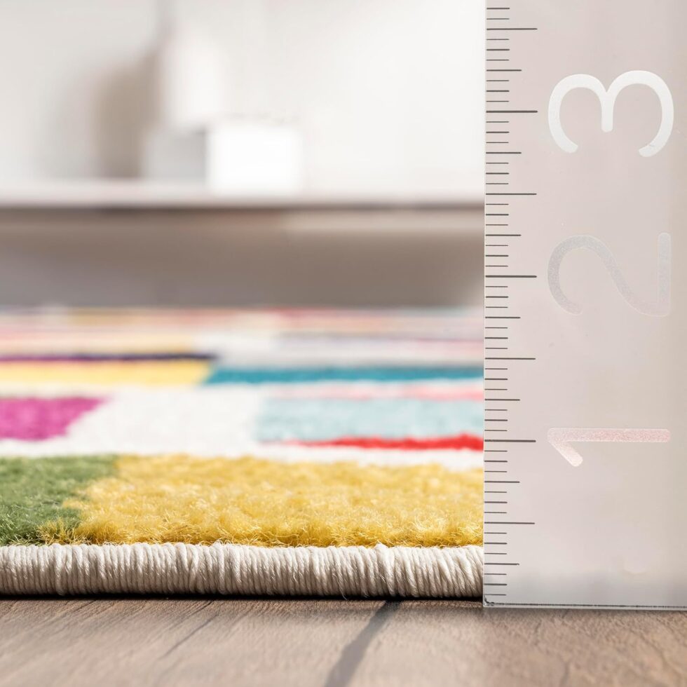 nuLOOM Maris Geometric 4x6 Area Rug for Living Room Bedroom Dining Room Nursery Kitchen, Multicolor/Ivory