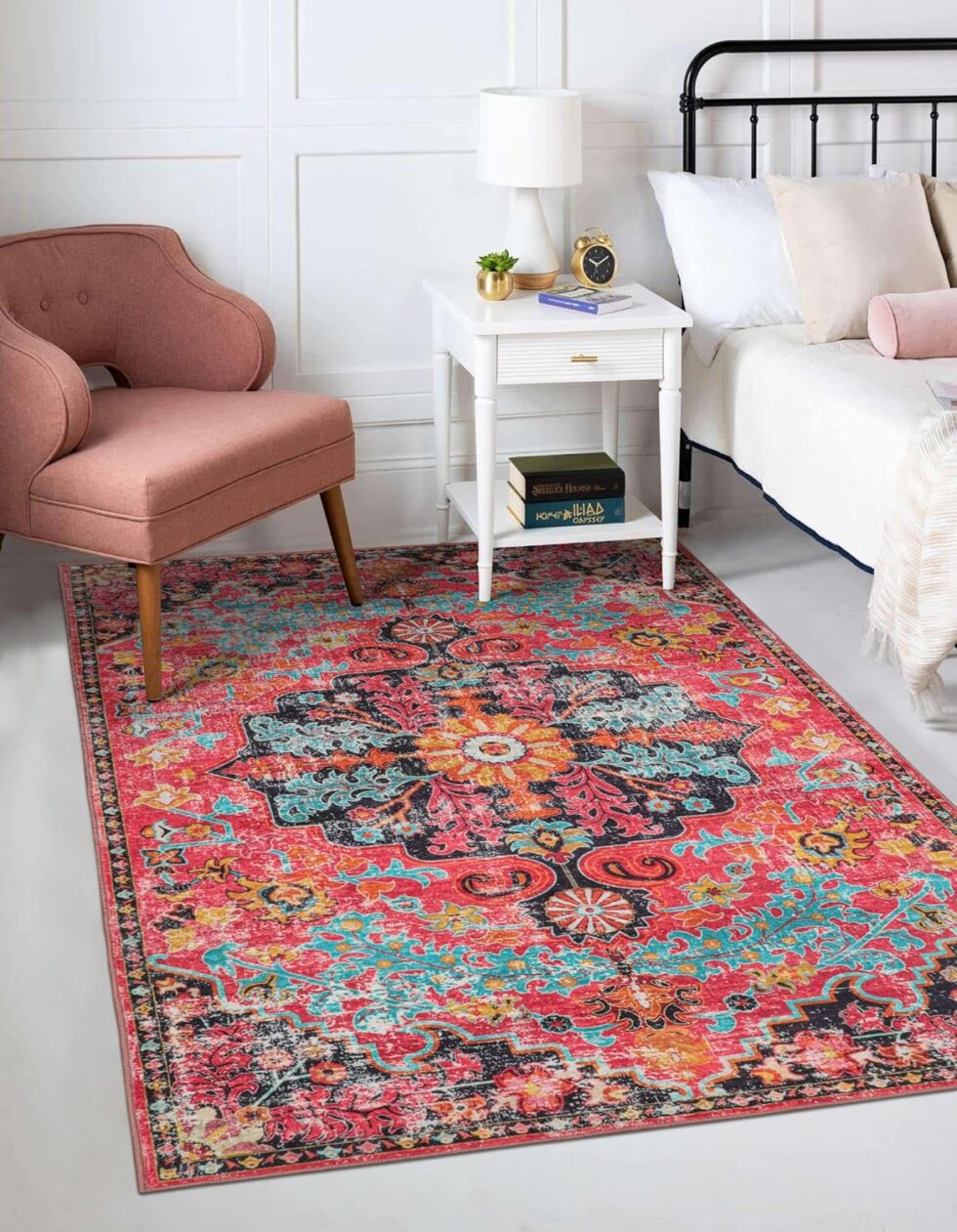Wonnitar Boho Area Rug, Washable 3x5 Rug for Bedroom Hot Pink Floral Bathroom Throw Rug Non-Slip Vintage Bath Math, Oriental Soft Indoor Carpet for Entry Nursery Girls Room (Hot Pink,3'x5')