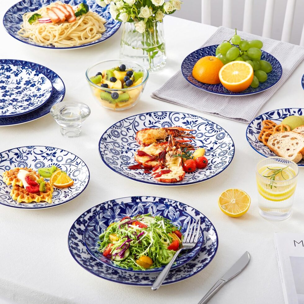 vancasso Ceramic Dinner Plates Set of 6, Large Vintage Plates 10.25 Inch Set of 6 for Kitchen, Porcelain Blue and White Plates for Kitchen, Microwave Oven Dishwasher Safe, Vintage Gift, Blue