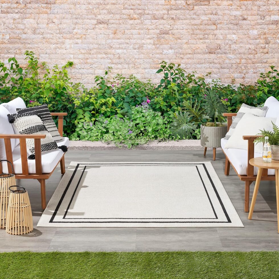 Nourison Home Essentials Indoor/Outdoor Ivory/Black 6' x 9' Area -Rug, Easy -Cleaning, Non Shedding, Bed Room, Living Room, Dining Room, Backyard, Deck, Patio (6x9)